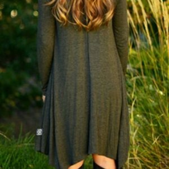 ☆☆SOLD☆☆ Long Sleeved Asymmetrical Dress - Picture 3 of 6